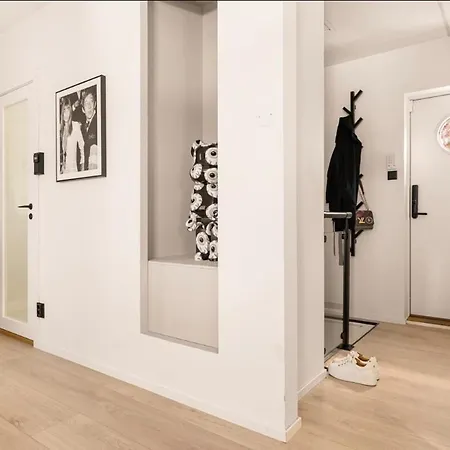 בית נופש Lille Luxury Moderne Med Stor Uteplass, Utekjokken Og Pergola *