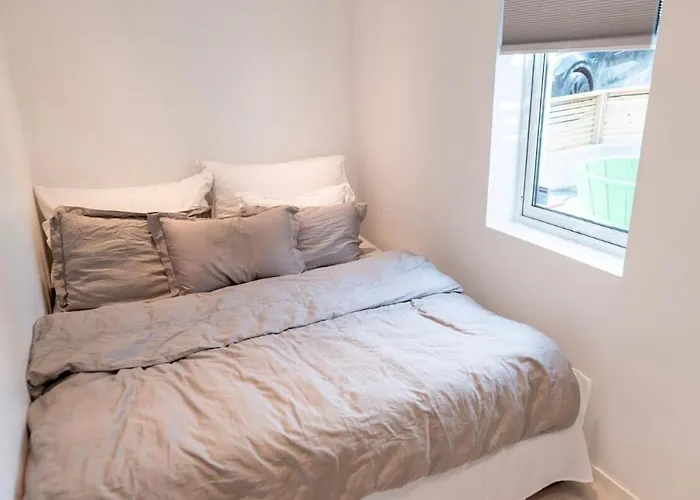 Lille Luxury Moderne Med Stor Uteplass, Utekjokken Og Pergola 度假居 卑爾根
